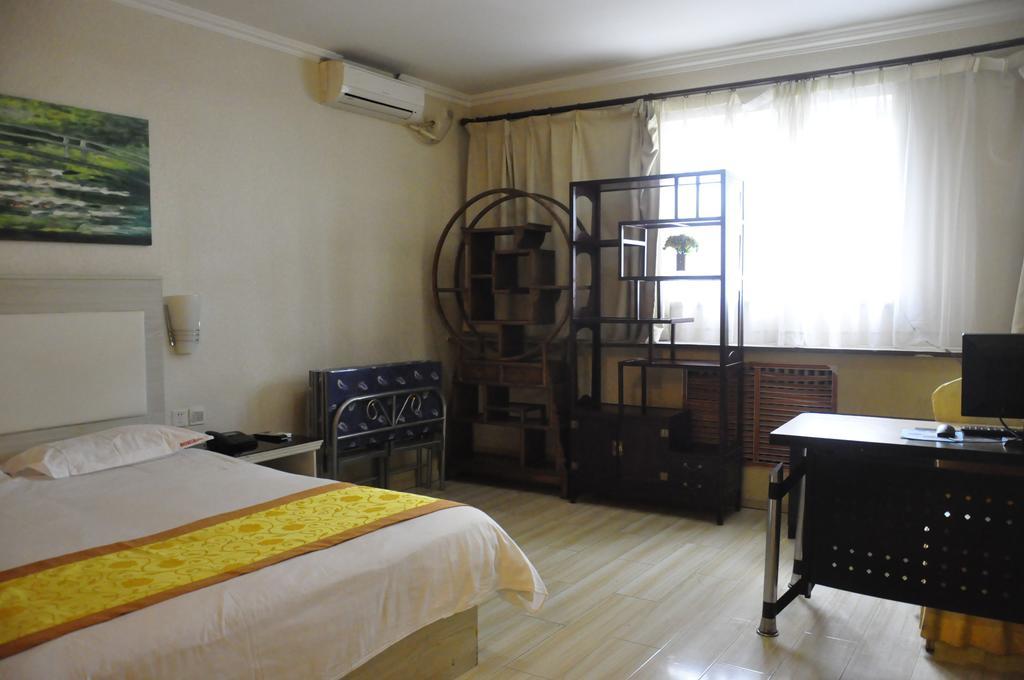 Super 8 Hotel Beijing Shijingshan Jiujiuyuan Room photo